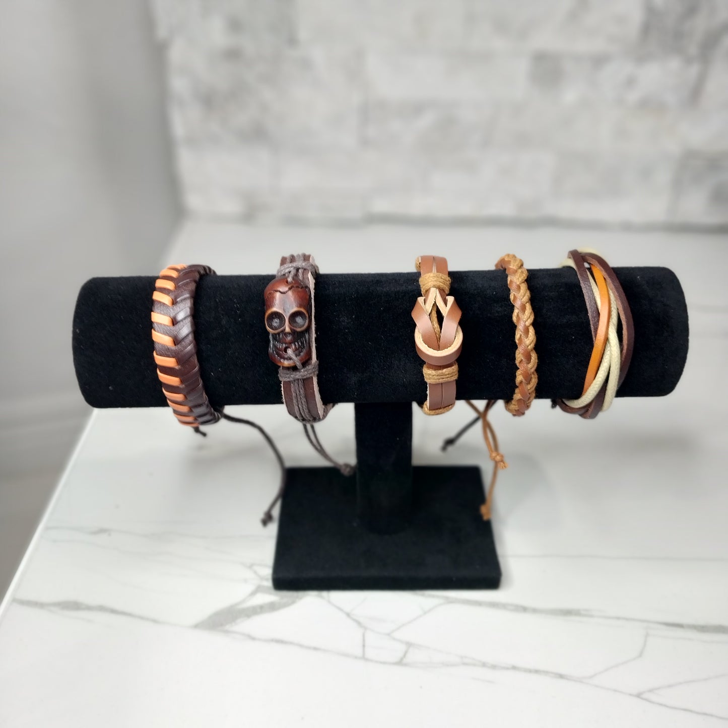 Leather Bracelets for Men or Women 5 Pieces Set Pulseras para hombres o Mujeres BR0008-5