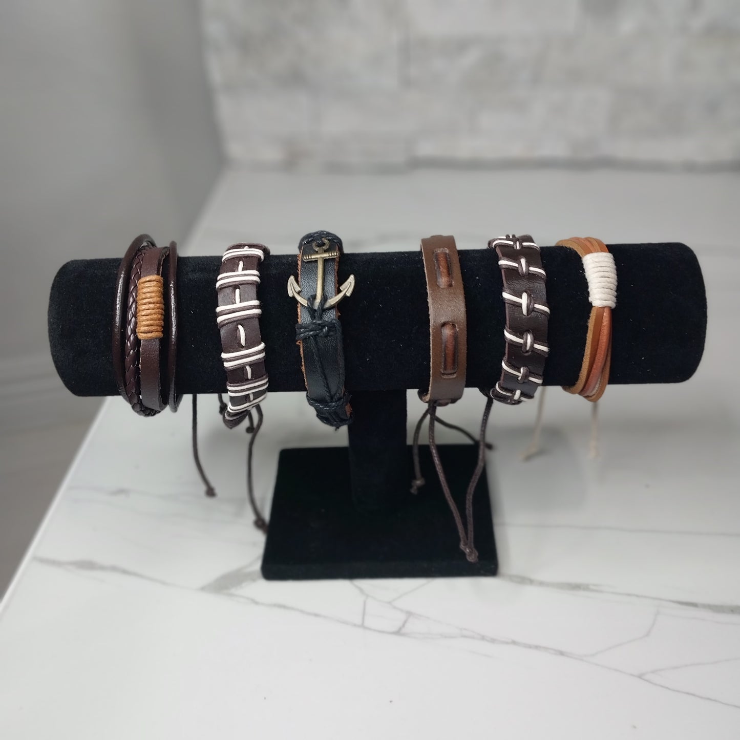 Leather Bracelets for Men or Women 6 Pieces Set Pulseras para hombres o Mujeres BR0015-6