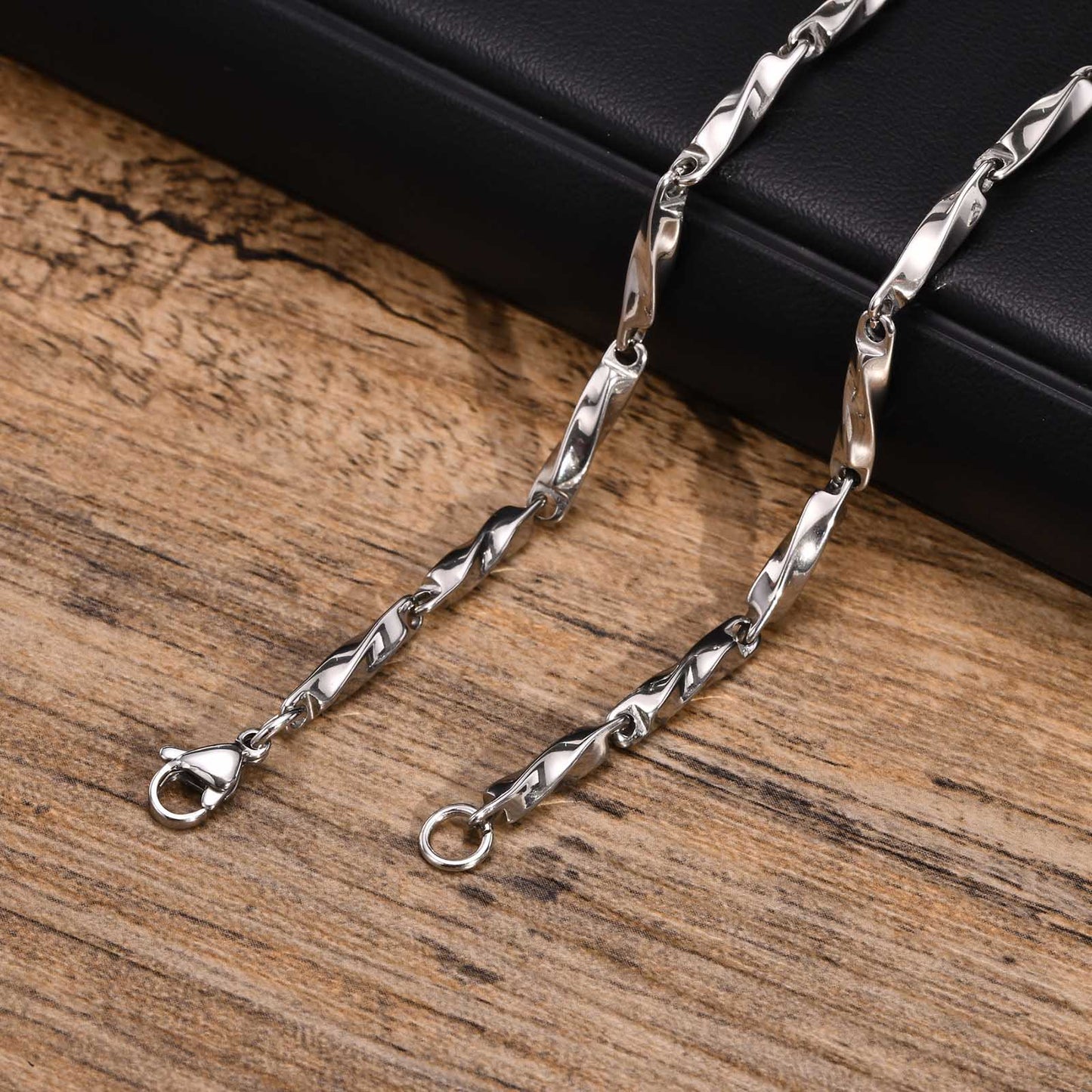 Collar para Hombre o Mujer Mobius Chain Necklaces for Men silver color
