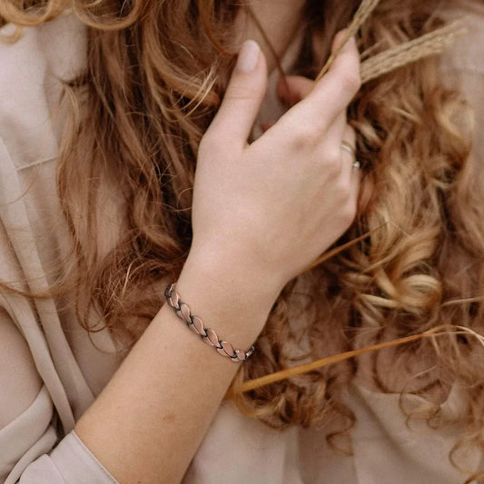 Bracelet for Women Pulsera para Mujeres Women's Magnetic Therapy Bracelet Pure Copper Vintage Chain Bangle