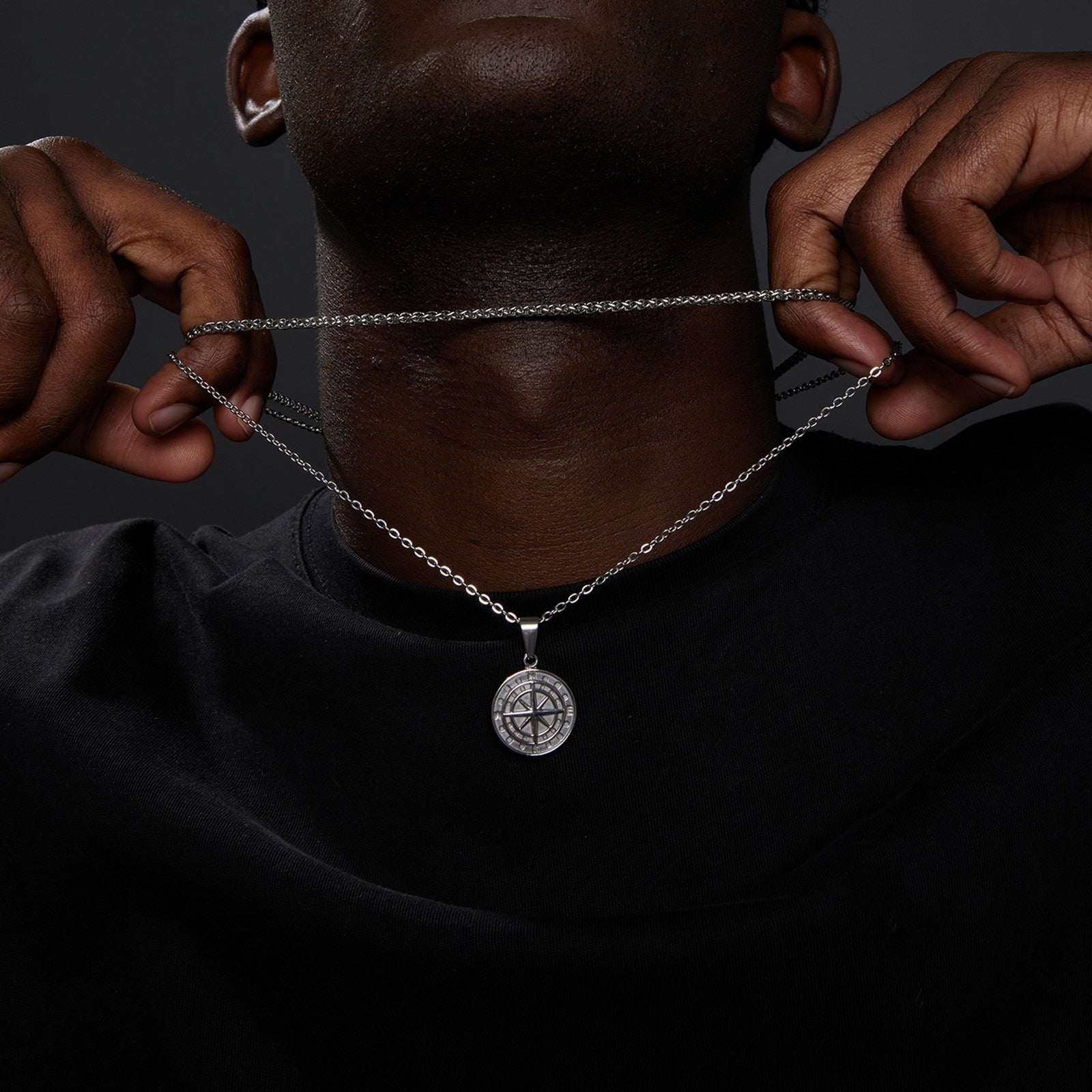Pendiente y Collar para Hombre Layered Necklaces for Men Sailing Compass silver color