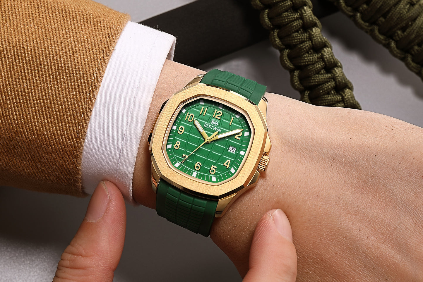 Reloj para Hombre  Men's Quartz Watch Stainless Steel Sapphire Glass Automatic Quartz Watch Reloj Hombre