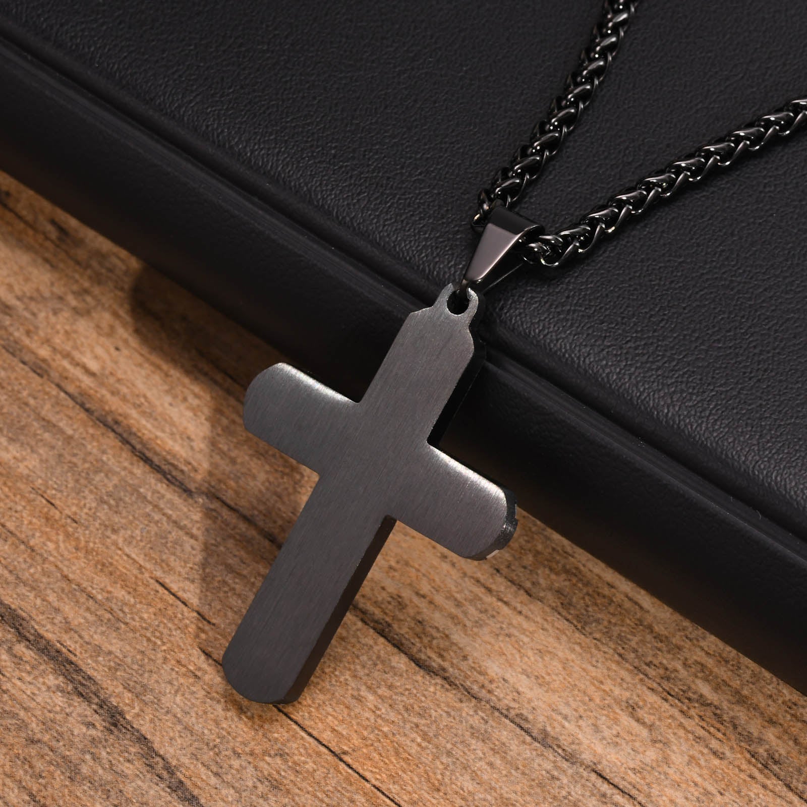 Pendiente y Collar para Hombre Cross Necklaces for Men black Cross Cruz Crucifijo