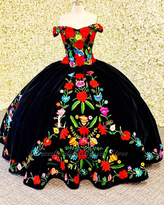 Quinceanera Dress Mexico Black Velvet  With Embroidery Floral Off The Shoulder Charro vestidos de 15 años