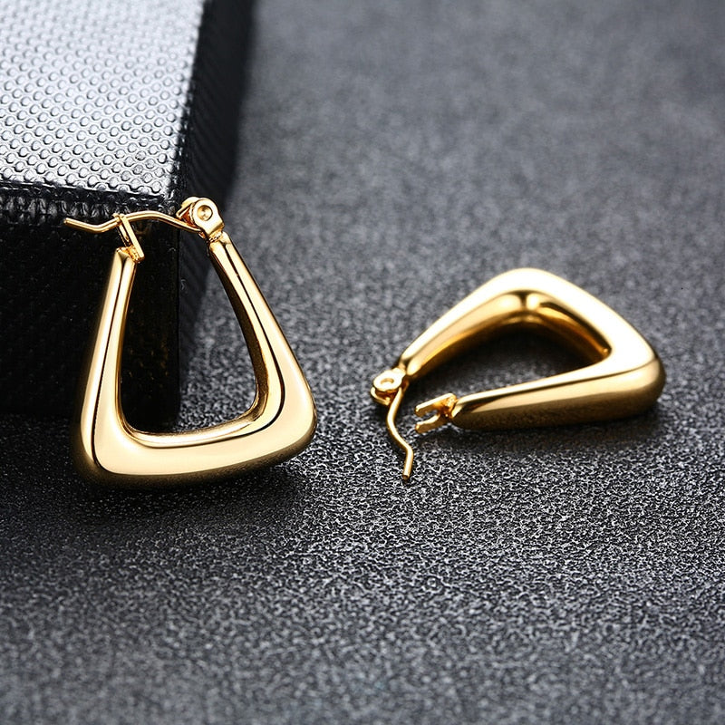 Aretes para mujeres Unique Geometric Triangle Hoop Earrings for Women