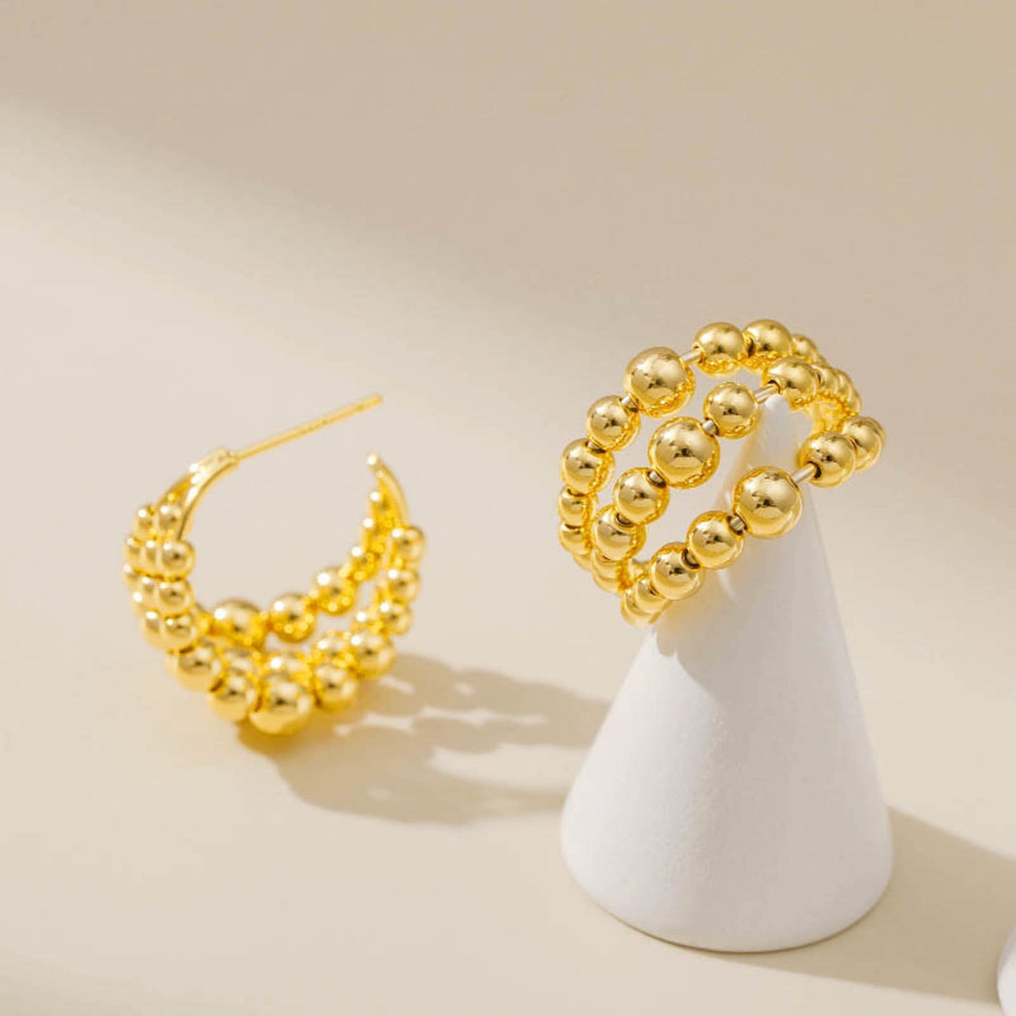 Aretes para mujeres Chic Gold Color Beads Hoop Earrings for Women
