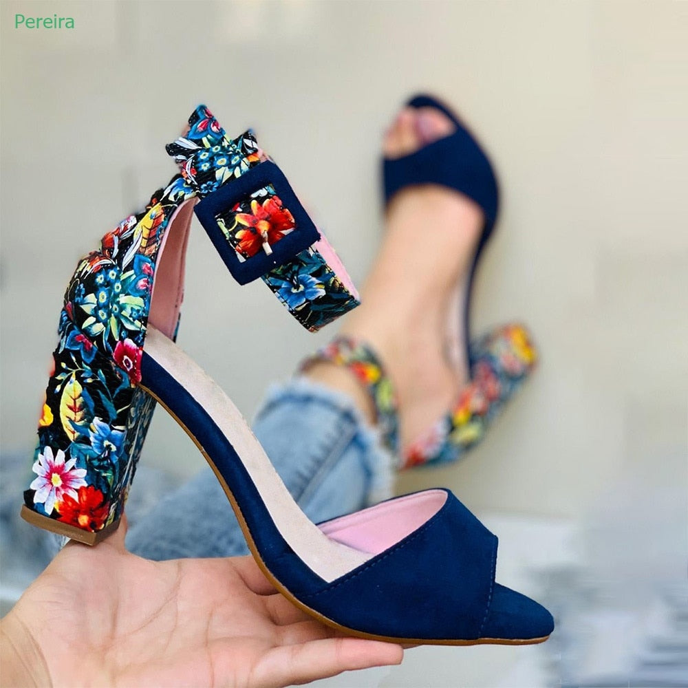 Azalea Wang Ceceilia Platform Sandal• American Threads Trendy Boutique Shoes  – americanthreads