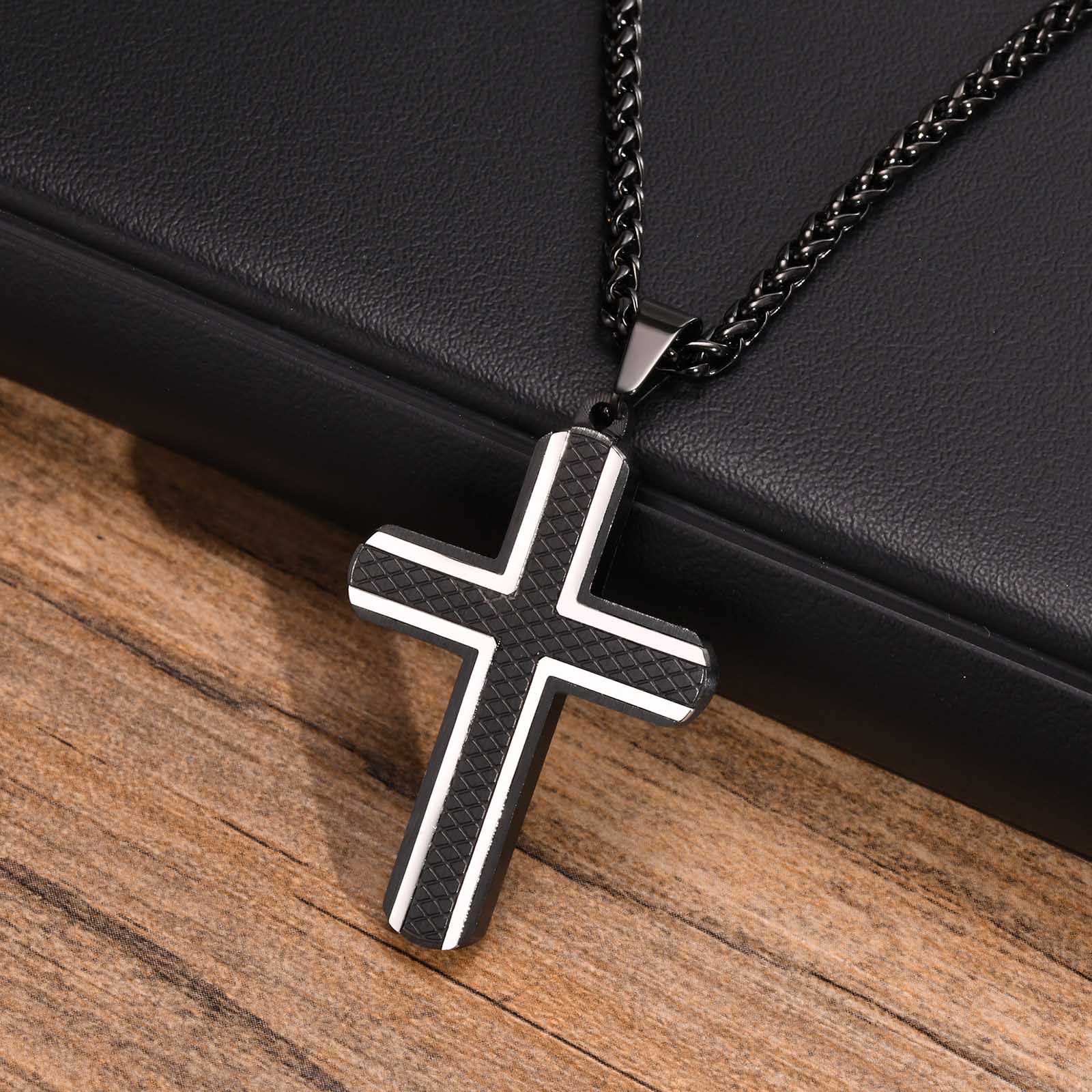 Pendiente y Collar para Hombre Cross Necklaces for Men Cross Cruz Crucifijo