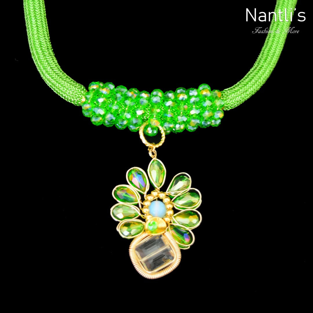 TM-OV-1009 Jewelry set Necklace and earrings closeup for women Tradicion de Mexico by Nantlis