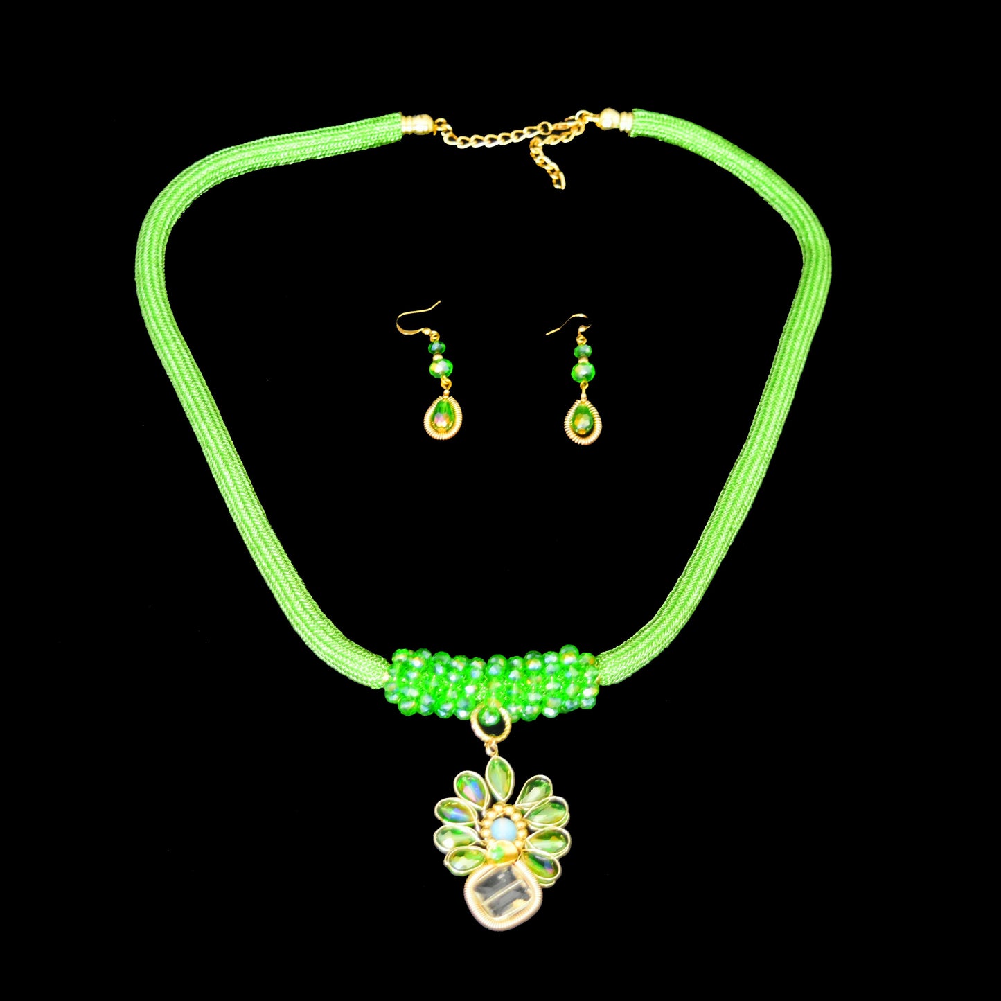 Beaded Jewelry Set Set de joyeria de Chaquira - TM-OV-1009